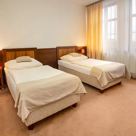 Szálloda Academic 3*