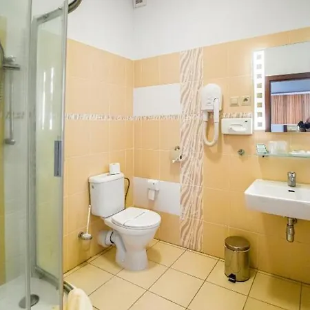 Academic 3* Zwoleń