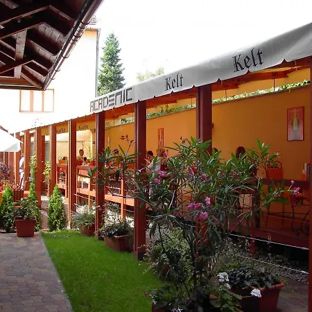 Academic 3* Zwoleń